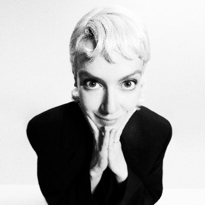 esra_guelmen's profile picture. Artist