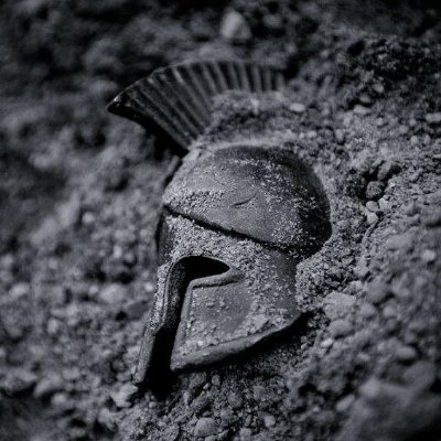 AHeroShallRise's profile picture. Brother, stay this descent to madness.