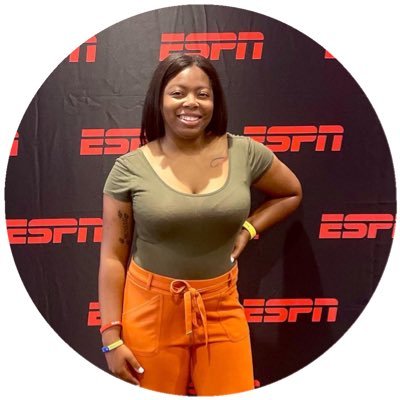 Sports Reporter, Photographer  & Videographer 🏈🏀📸 | ΣΓΡ🐩 #BlackWomenInSports