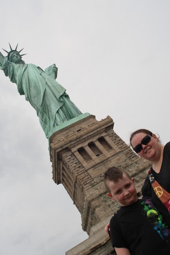 sharzan76's profile picture. 