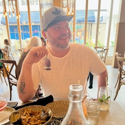 CallMeDiiima's profile picture. 