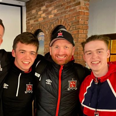 Dundalk FC Season Ticket Holder🖤❤️🤍, Leeds United 💙💛