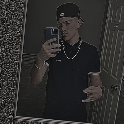 AlanisYobi's profile picture. 