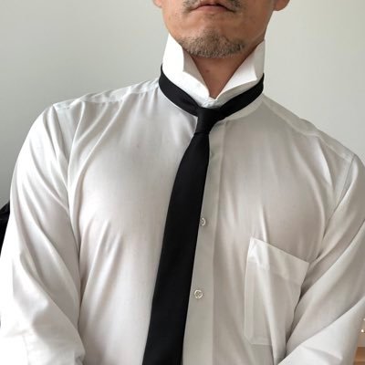 taketotooff's profile picture. 👀