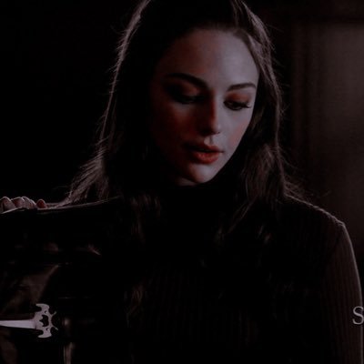 TemperedProdigy's profile picture. |• MV/MS. • 25+. • MDNI. • |

—; I am my father's daughter.