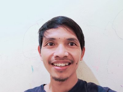 hasanisme's profile picture. *Pembaca komentar netizen
*Pengen keliling dunia