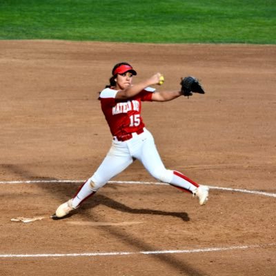 Firecrackers Brashear 18u - RHP/Utility Player/Student-Athlete #27 - Mater Dei HS Varsity softball c/o 2023, @pacificsoftball commit