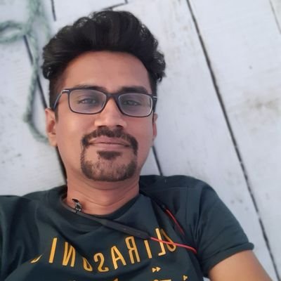 Shantanu_1602's profile picture. 