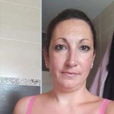coucou comment allez-vous tout le monde J'espère que vous allez très très bien moi et mon homme vous partagé belle chose