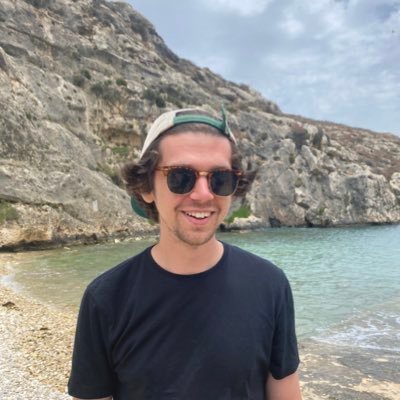 mattRglazier's profile picture. 🎾 ⚽️ 🎵