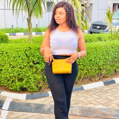 love being me!!! music lover 🎶...An ELITE⭐️⭐️...Man united...Bitcoin and gift card trader...God is the ultimate