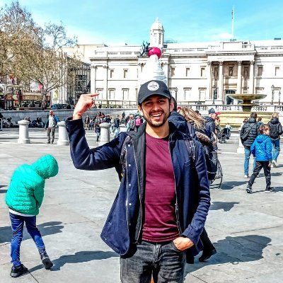 PhD researcher @bristoluni_mgt | Emotions in organisations and Labour process.
