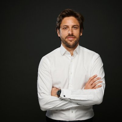 Lawyer / Boxer / Builder @dna_partners - An independant law firm dedicated to Tech entrepreneurs (blockchain & AI)