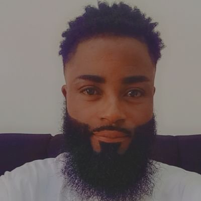 I am a unique person and amazing too. Here for the upsides.

I model, beards growth and fashion enthusiast.