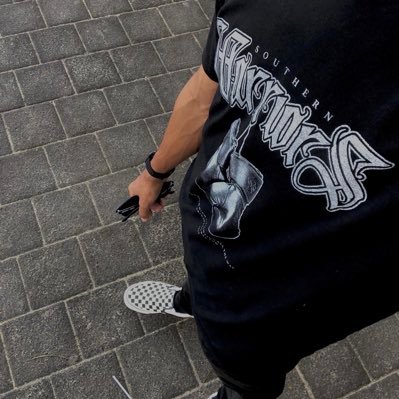 user5393061916's profile picture. 𝐋.𝐌.𝐅.𝐀