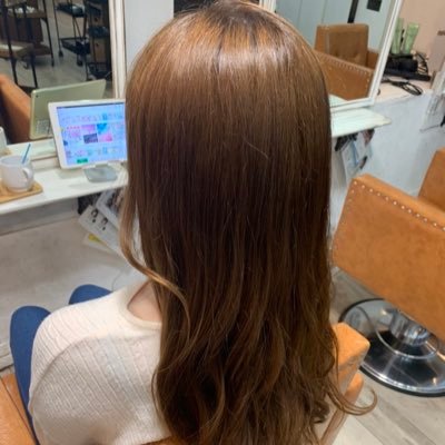 22歳独身🚺/福岡/ブラックな個人病院を潰して医療事務からアルバイトへ/美容、サプリ、ポイ活大好き/社労士目指して勉強中✍🏻/LINE証券で3株のみ放ったらかしの超ド素人💦無言フォローお許しください🙇♀️ フォロー頂けると嬉しいです😳基本フォロバしますので仲良くしてください😊🙌20代で目指せ1000万✨