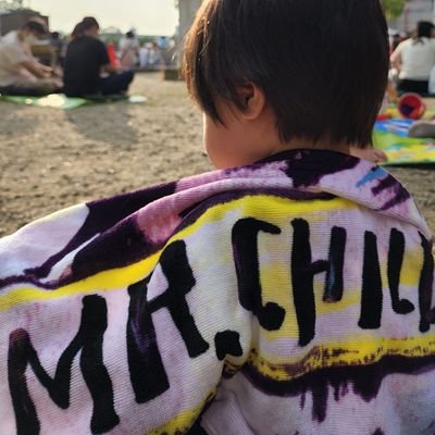 いつの日も4人の音楽に支えら中です♡皆様のお陰で共有&よりMr.Childrenを感じられてとても幸せです。桜井さんの声と笑顔と思考がすき。かっこよすぎて♡子供達(11、6、3歳)もMr.Childrenの奏でる音楽を好きになり、私より好き度が越えてきてるので、そちらも呟かせてもらいます🤭毎日LIVEしてる🎸F&M