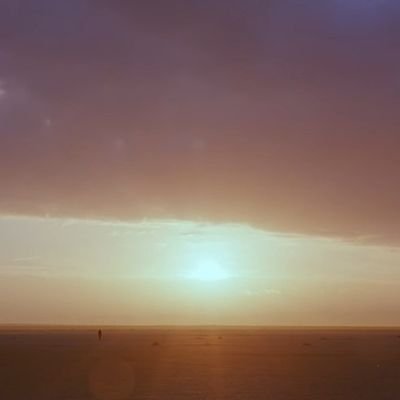 2026_424's profile picture. ☀️느리게 굴러가는 변방의 한 부원🌌