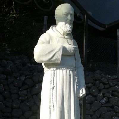 aeris58's profile picture. 'Deus Meus et Omnia' ✝️🕊
Psalm 104:24🌿
 
  John 8:32 ,  Mark 8:36,  Isaiah 5:20, Psalm 4 , Matthew 5:38