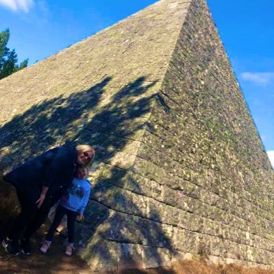 StaceyGrieve_'s profile picture. 💚