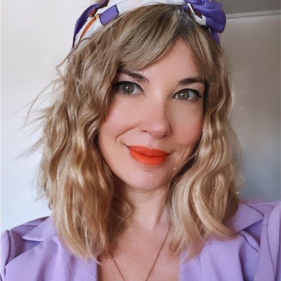 Founder @thecosmicco ✍🏻 Author 💜 Psychic, astrologer & spiritual life/business coach 🪐 👀 As seen in Vogue, Glamour, Metro and more