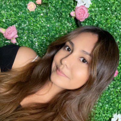 April_June1's profile picture. #UNT22💚 Interdisciplinary studies💚