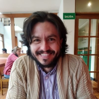 oarojasb's profile picture. Escribo.