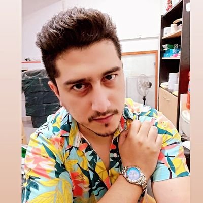 DecimeRaFa's profile picture. *Twitteo lo que quiero y pienso*
#Taurino
✌✌