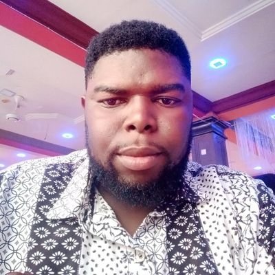 Sports(Chelsea) Lover/Commentator
Intern Graphics Design
Travel Consultant.