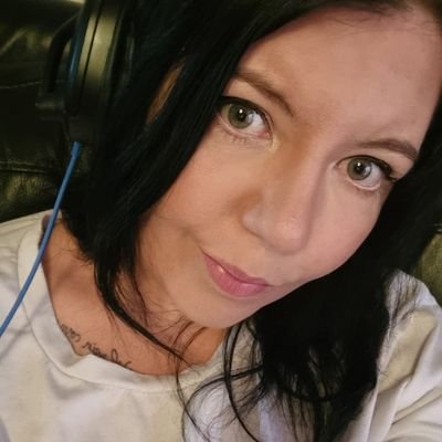 Cawfeeee_'s profile picture. 