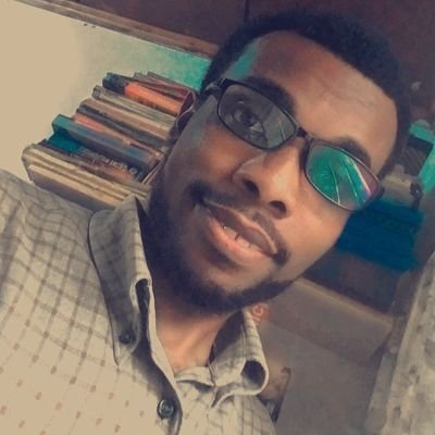 ostdarko's profile picture. Pastor and God-fearing Scientist (Physicist). 😇🔭🎸🎹🎤