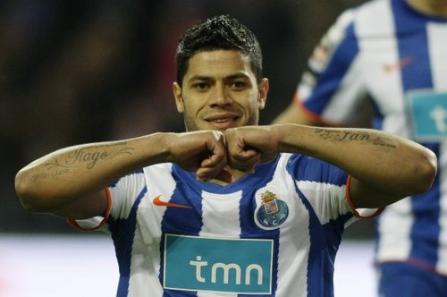 DIVULGAÇÃO HULK 12 - Brasileiro, natural da Paraíba e jogador do Porto FC e da Seleção Brasileira.

| Twitter OFICIAL do HULK  @OficialHulk