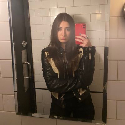 clio_galea's profile picture. IG: cliogalea