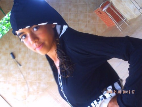 Daiiani Pereete  s2''
Luaaana Peerete Tee Amo Maana sz