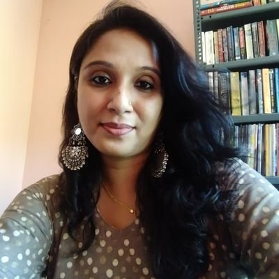 Journalist (Ex: @NewIndianXpress)|An avid reader of 'Crime fiction' & 'Classics' | Book Blogger -Booktuber 🎙