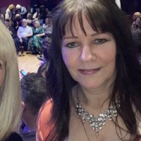 Karen 🌸🌼🌷 (@karenfrontrow) 's Twitter Profile Photo