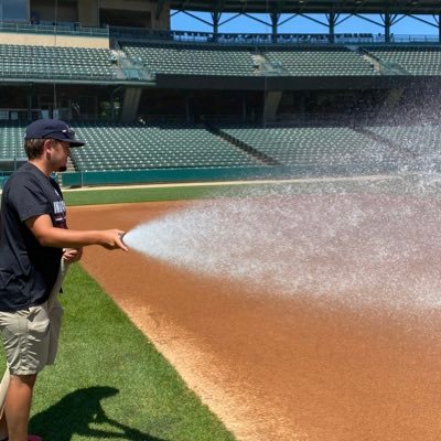 Assistant Groundskeeper @thekccurrent, Husband to Samantha, @StateTechMO & @OhioState Turf alum.