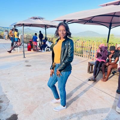 AmandaKharendwe's profile picture. I want to socialise with people's