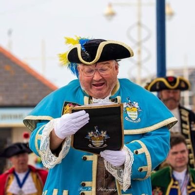 Bob Smytherman is Official Town Crier 🔔 for The Borough of Worthing & Adur District towns and villages. 
Sponsored by @StagecoachSouth 🚍