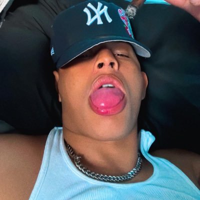 TOP XXX 😏🩵🩶 +18 NO LABELS JUST SEX 26 BORICUA 🇵🇷 Chill 🥰 Sagittarius ♐ don’t be 🙈 shy hit the DM Connecticut 📍