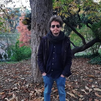Docente e investigador en Literatura Española y medios (Literatura,Cine, Periodismo) en la UCM. Doctor en Estudios Literarios. Periodista.