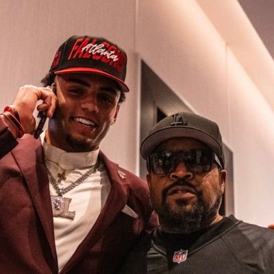 trojanfan5415's profile picture. #FightOn✌🏽