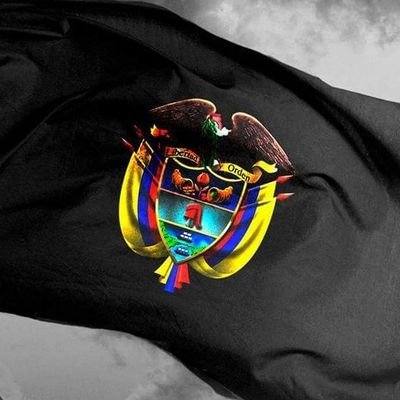 100% Uribista. Un gran presidente que ama nuestra patria.