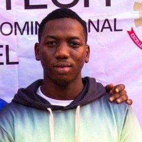 Bellzzola's profile picture. 🤫Gentle and wise💯

//ARTWORK&HOUSE PAINTING//ENGINEER// SAXOPHONIST,CHELSEA💙
The LORD is my LIGHT, and the STRONGHOLD of my life of whom Shall  I  be afraid?