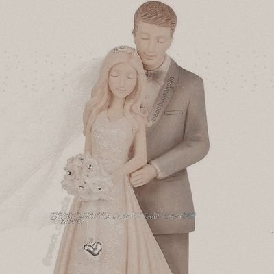 rollisilovebot's profile picture. 