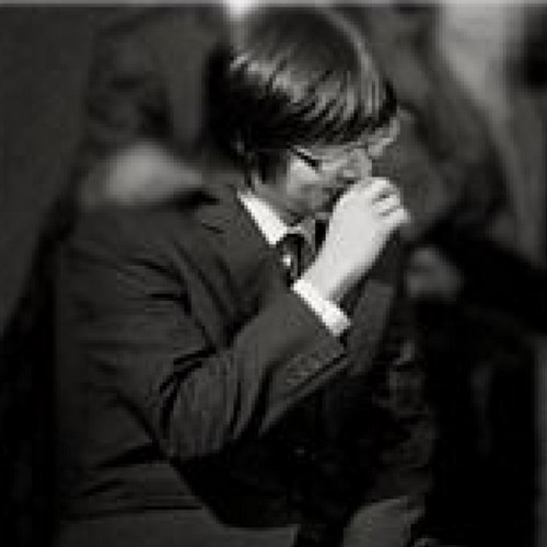 Walkholic's profile picture. Daejeon / Coffeeholic / B(+) / Jesus / Mintpaper / Piano&Bass / 봄 / Tigger / EPL / 한화이글스 /  Liverpool  / EternalSunshine / Americano / BlackBerry / KOSPI /