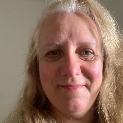 m07612328's profile picture. 