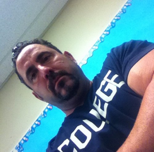 I tweet to keep me from total madness... AVID Coordinator/Teacher at a National Demo School, AVID Cosultant & Staff Developer.