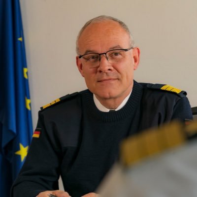 Vice-Admiral Jan C. Kaack, Chief German Navy, Official account. rt/reply/follow≠endorsement. Impressum: https://t.co/Grw5HDuJ4R, @marinespox