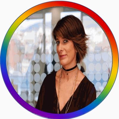 Directora negocio de Personas. Hablo sobre talento sin género, clientes, seguros e innovación, siendo firme impulsora de la igualdad. opiniones personales.